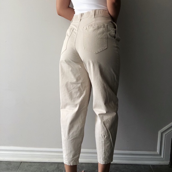 Zara Pants - Zara cream cargo pants - trousers